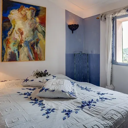 Bastide De La Lauve Bed and Breakfast